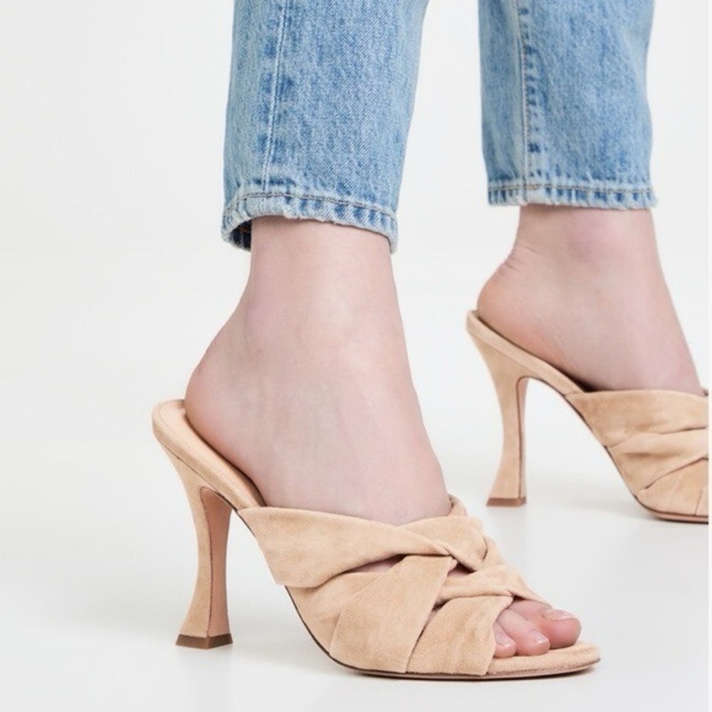 Veronica Beard 100% Suede ‘Alin’ Mule Sandals in Sand, size 9